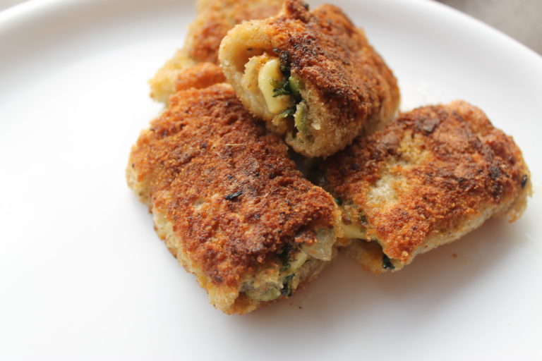 cheesy vegetarian roll ups