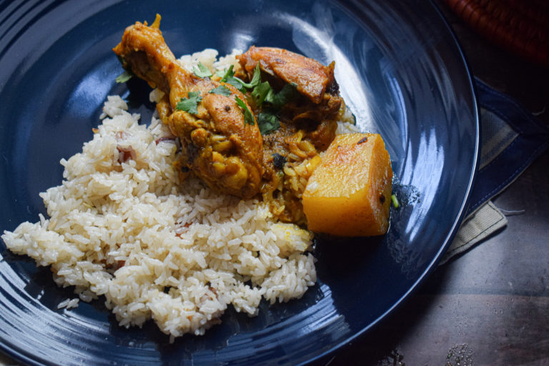 Easy Chicken Curry With Potatoes