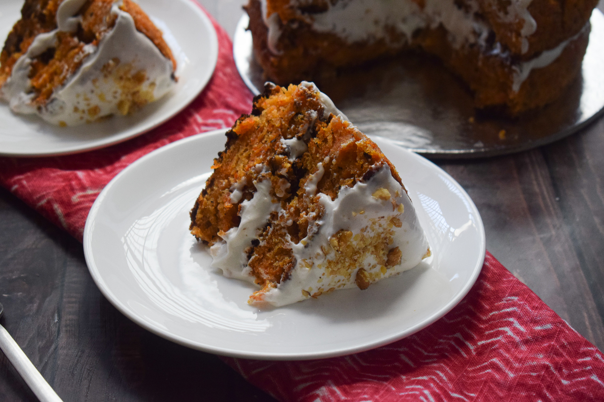 Classic Carrot Cake With Cream Cheese Frosting - Recipes for the regular homecook