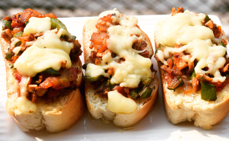 chilli cheese mushroom toast
