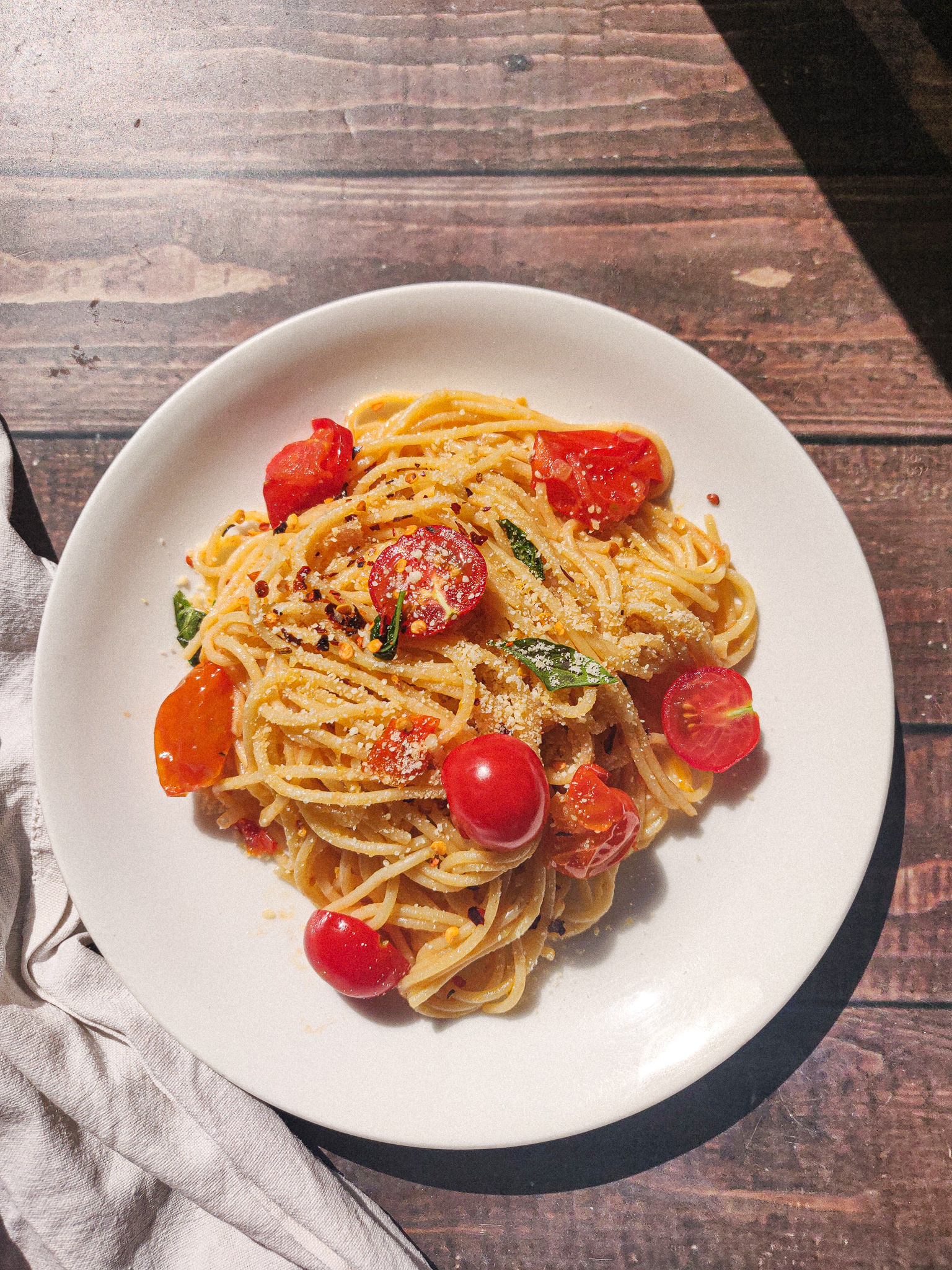 Spaghetti in Cherry Tomato Sauce