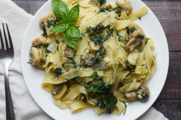mushroom and spinach pasta