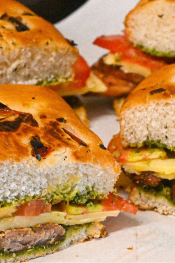 chicken pesto sandwich